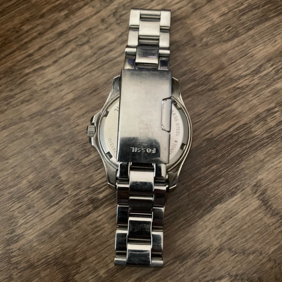 Fossil Watch - Picture 2 of 5